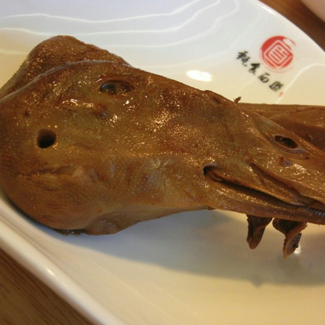 卤味鸭头