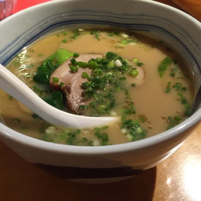 猪骨汤拉面