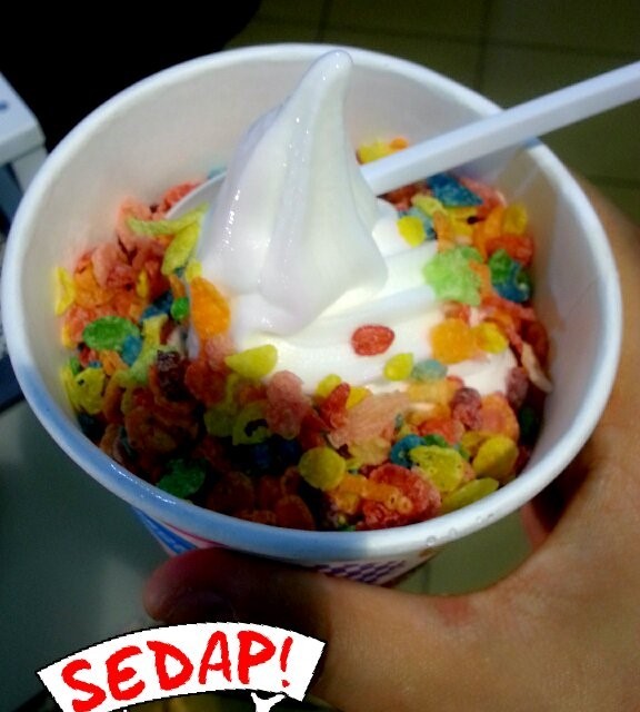 natural yoghurt plus fruity peddles