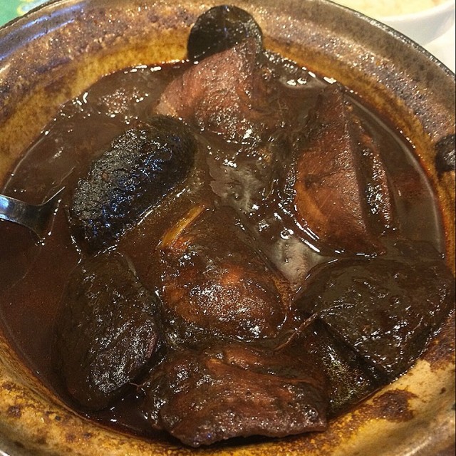 Ayam Buah Keluak $8 
