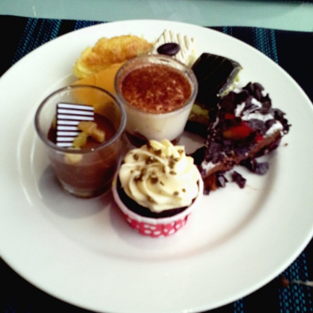 Sweet cake
