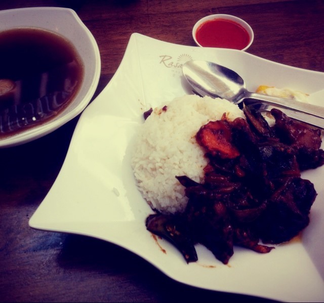 Black Pepper Beef Rice