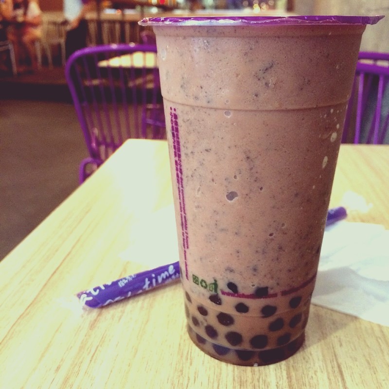 Coco smoothies with oreo cookie pieces
