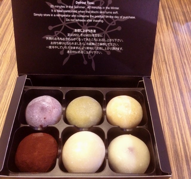 Mango Mousse, Chestnut Cream, Green Tea, Red Bean, Cream Chocolate...
