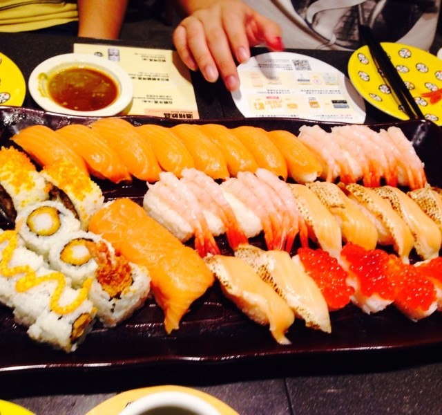 豬扒卷麻麻 其餘都唔錯