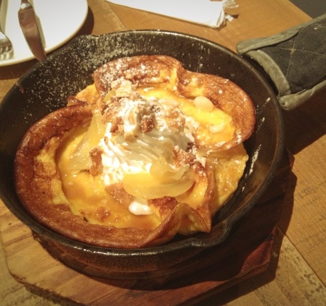 Apply cinnamon pancake