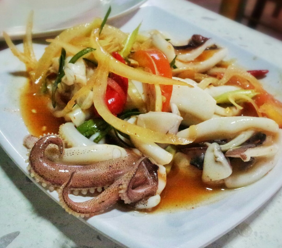 Restoran Nuri Seafood's Photo - Malay Seafood Restaurant in Kampung ...