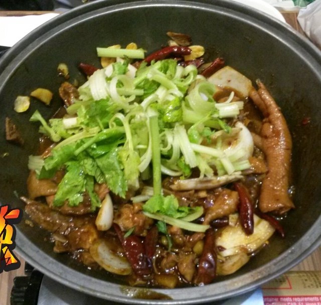 麻辣雞煲