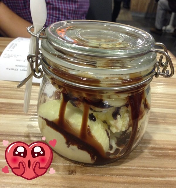 Explosive banana in a jar