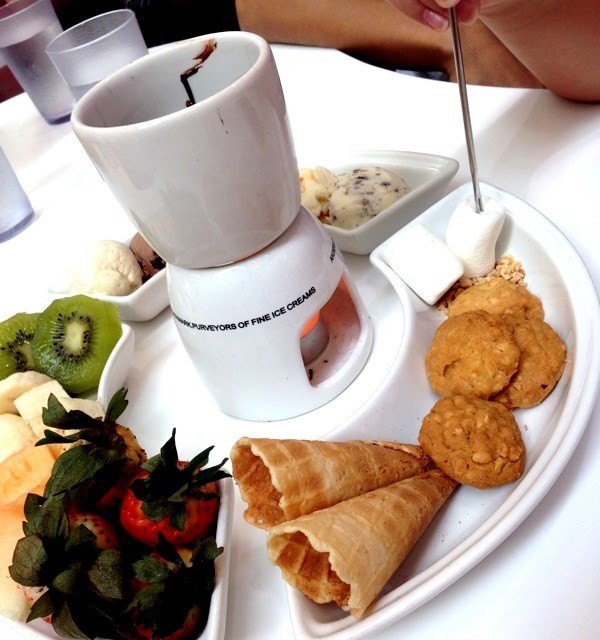 Couple fondue