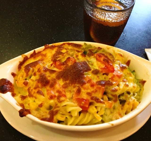 芝士焗雜菜螺絲粉