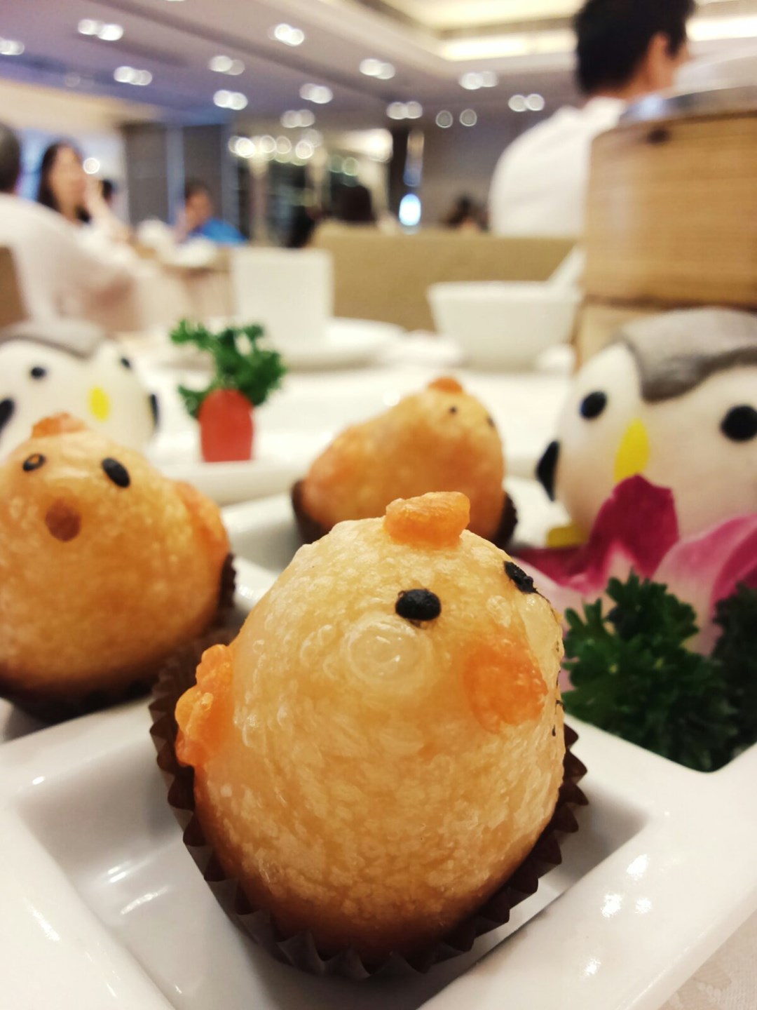 雞公仔$27 企鵝先生$28 - 香港觀塘的鴻星中菜 (源成中心) | OpenRice 香港開飯喇