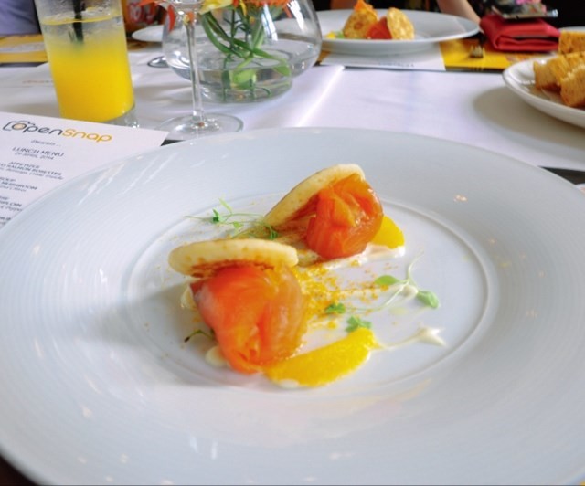 Smoked salmon rosettes