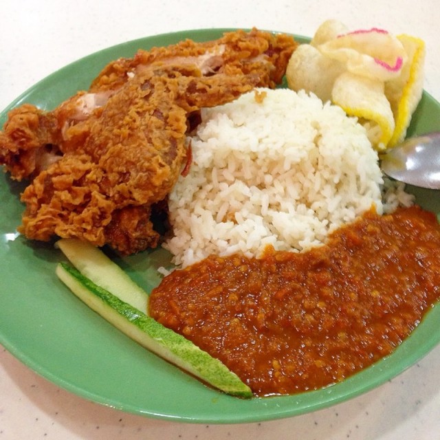 Ayam Penyet