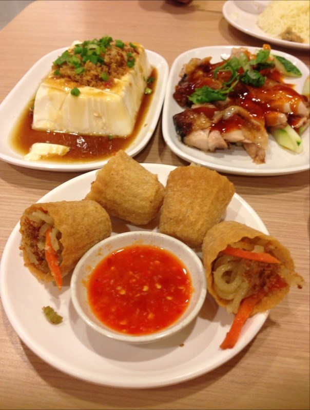 Chicken Rice Set For 2 With Choice Of 1 Side Dish The Chicken Rice Shop S Photo In Telok Blangah Singapore Openrice Singapore