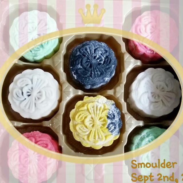 Snowskin Chocolate Truffle Mooncakes