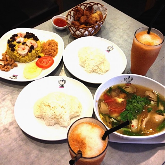 Thai Tom Yam and Thai Iced Tea