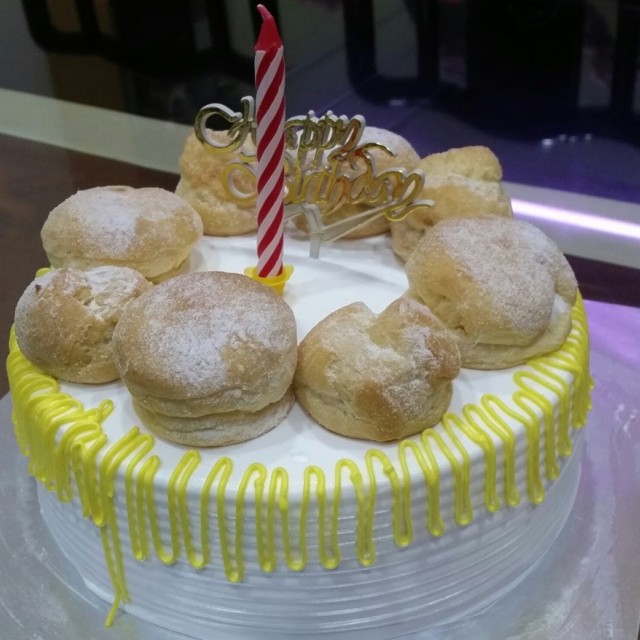 Durian ice cream cake