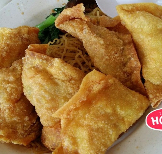 fish,prawn dumpling noodle