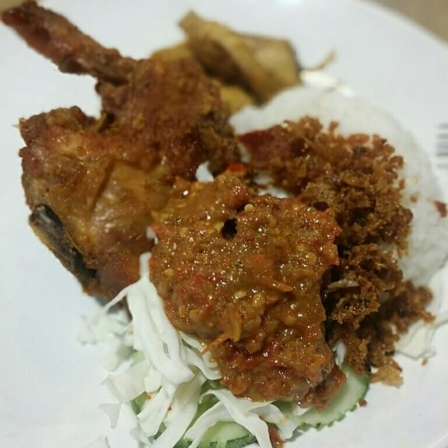 Ayam Penyat
