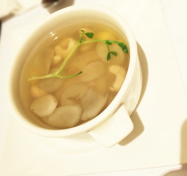 Burdock root, lotus root & cashew nuts in a light vegetable broth