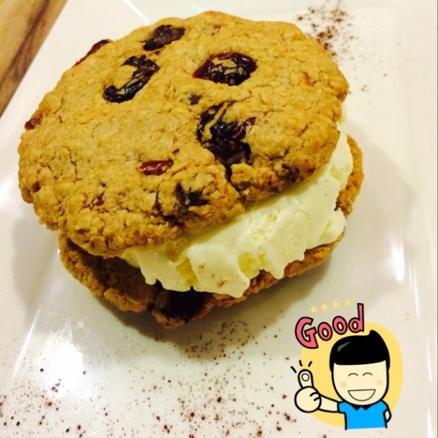 Homemade cookies icecream