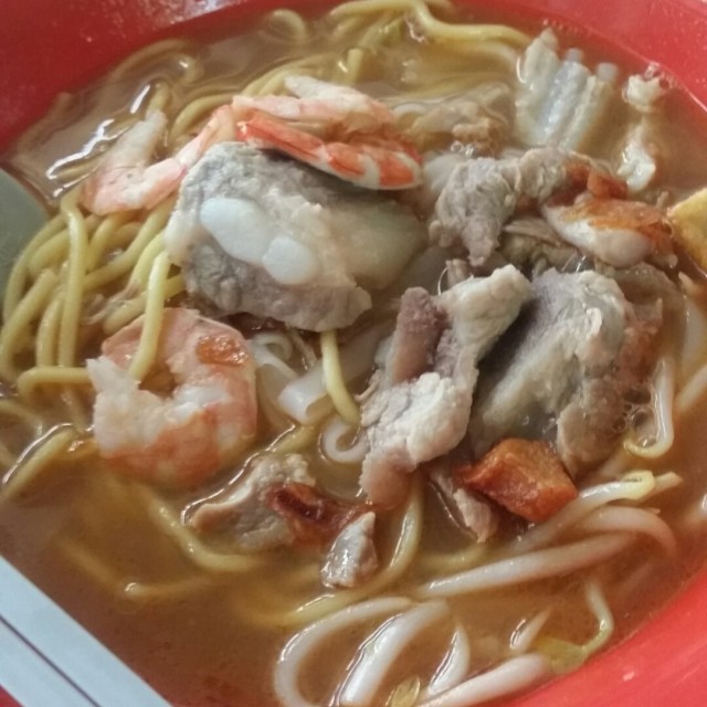 Prawn Noodles Soup