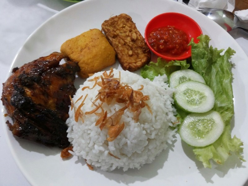 Download Gambar  Ayam  Bakar Nasi