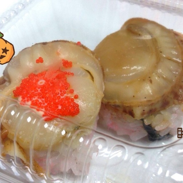 Scallops sushi