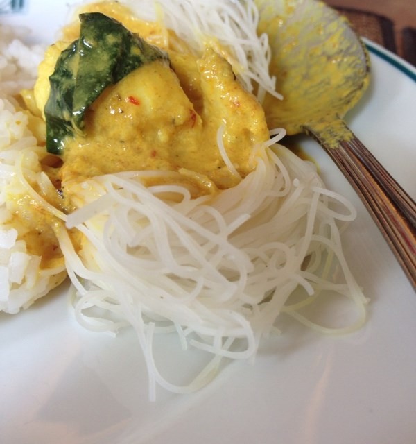 เส้นหมี่แกงปู