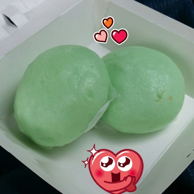 custard egg bun