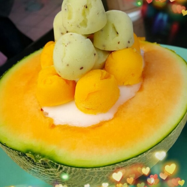 奇異果+芒果+檸檬+哈蜜瓜～～我終於吃到尼惹