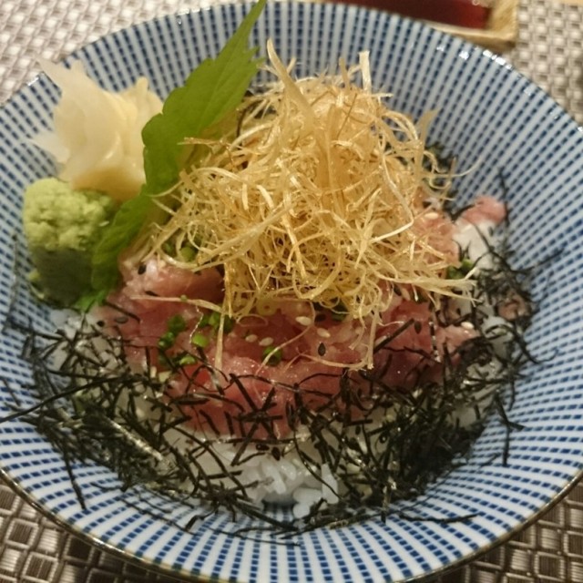 蔥吞拿魚飯