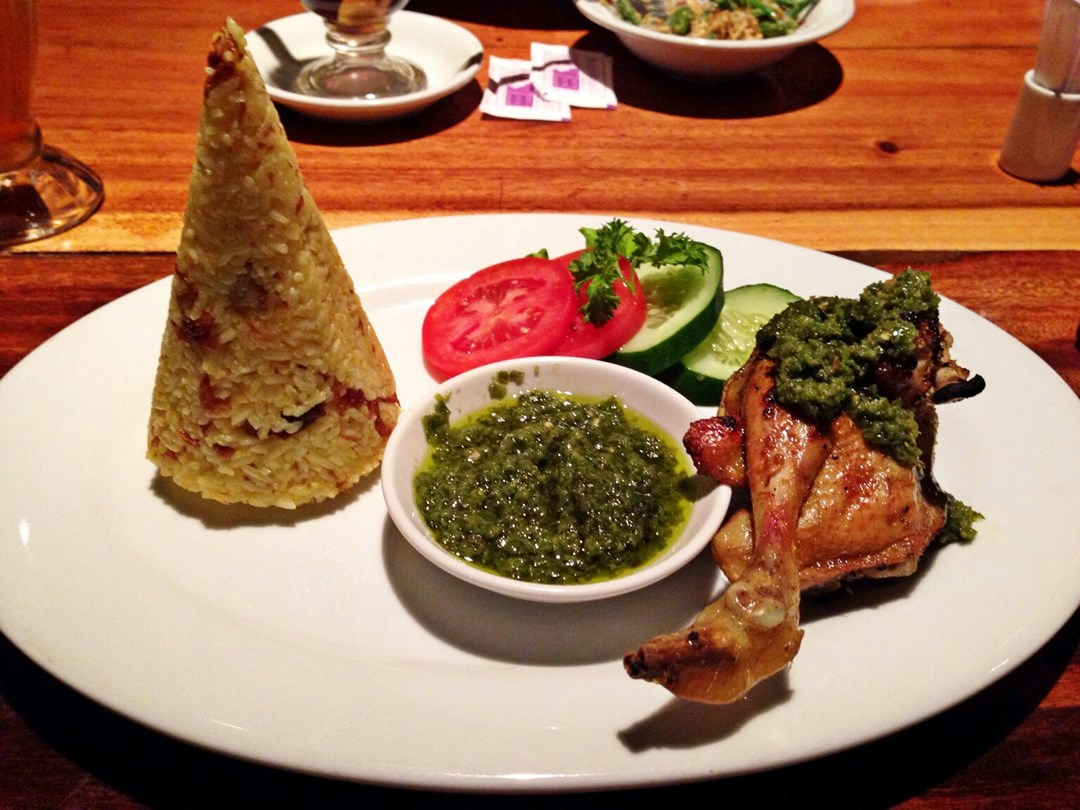 Nasi Burung Dara Goreng Burung Dara Hammer S Photo In Kelapa