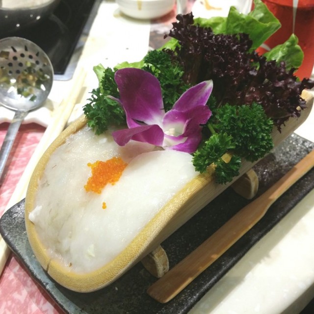 墨鱼滑拼虾滑