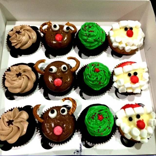 Christmas Series Cupcakes !