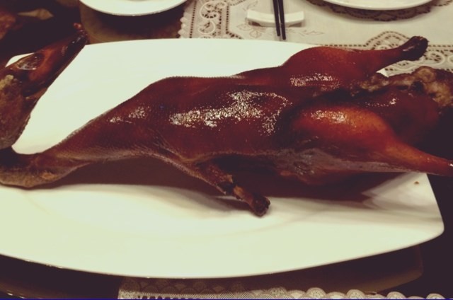 好吃可惜好小隻～我以為我點了烤乳鴿