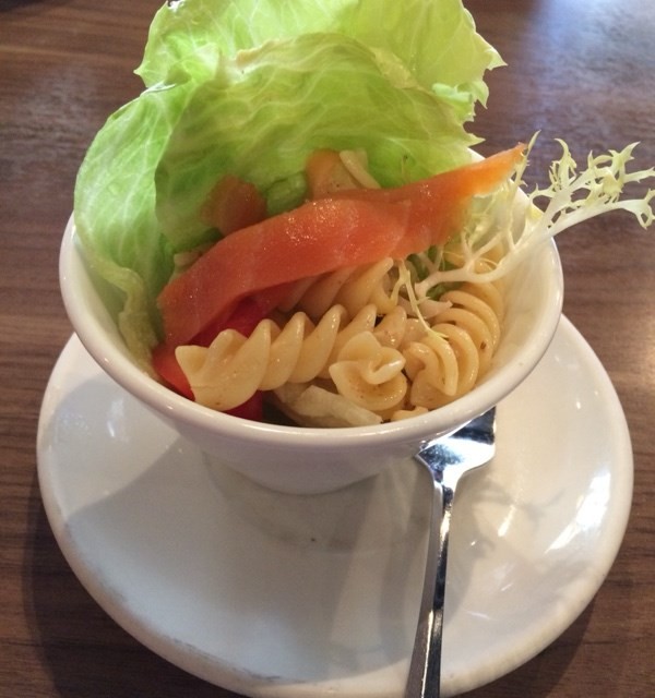 烟三文鱼沙律