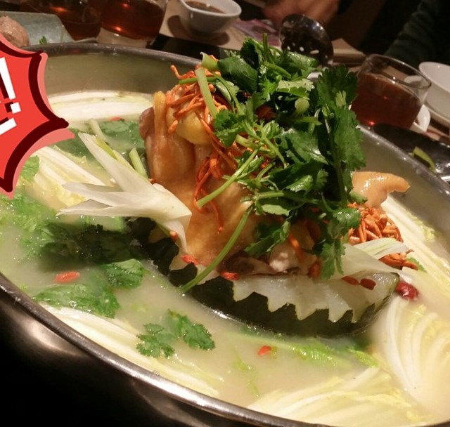 湯底好特別，值得一試