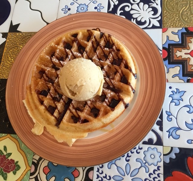 Super light & crispy waffle