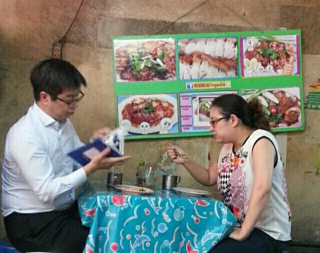 ข้าวหมูแดงเท็กซัสเยาวราช เปิดบริการ 7.00-15.00 น.หยุดทุกวันพุธ 