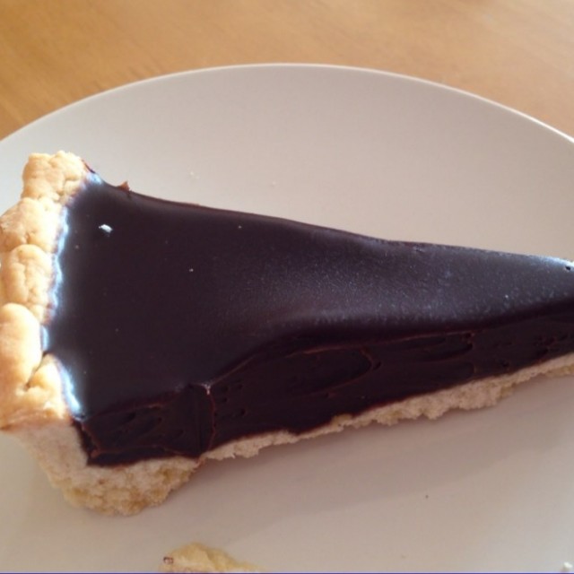 Chocolate tart