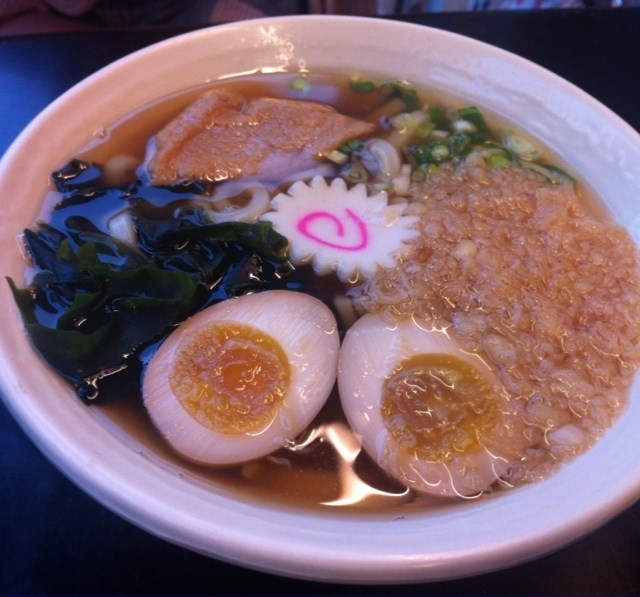 平價的烏龍麵湯頭甜麵也Q