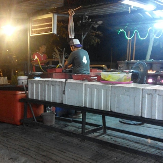 Ikan Bakar Dapur Arang Kuala Terengganu S Kuih Tokyo Malay East Ikan Bakar Dapur Arang