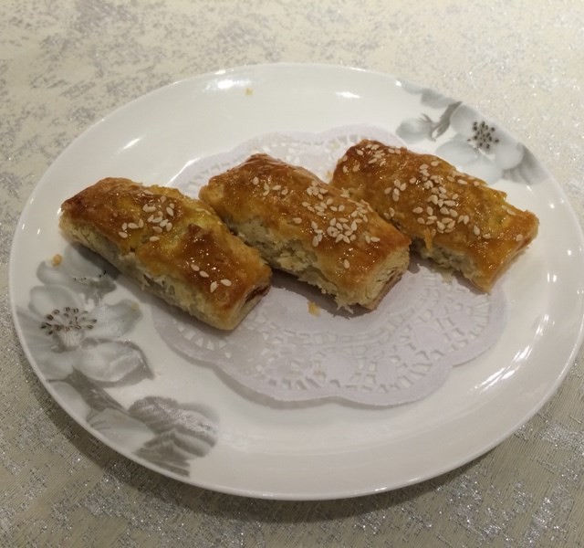 柚子蜜汁黑豚㕚燒酥