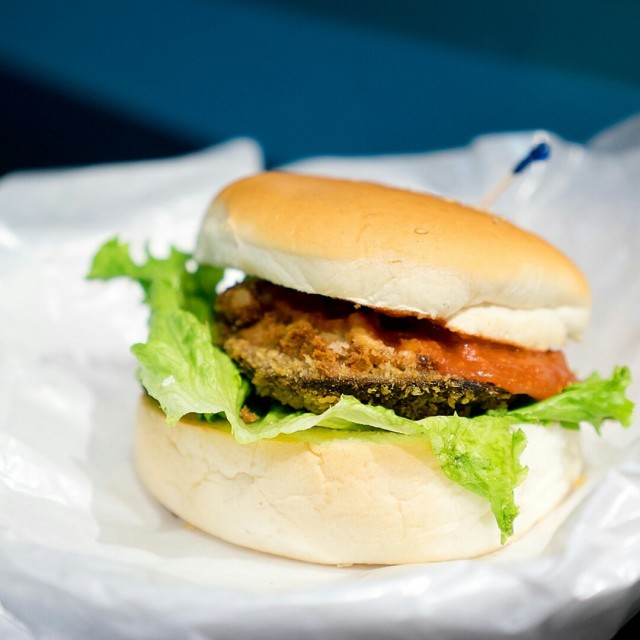 Breaded Portobello Melt Burger 
