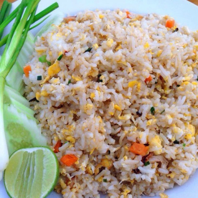 ข้าวผัดปู