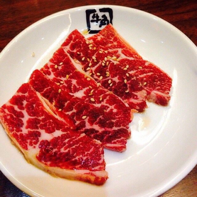 上級牛肋肉
