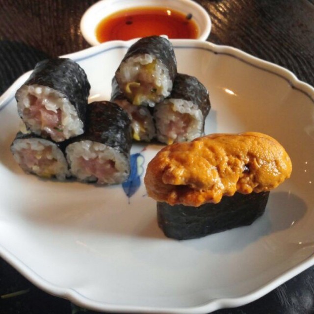 海胆寿司