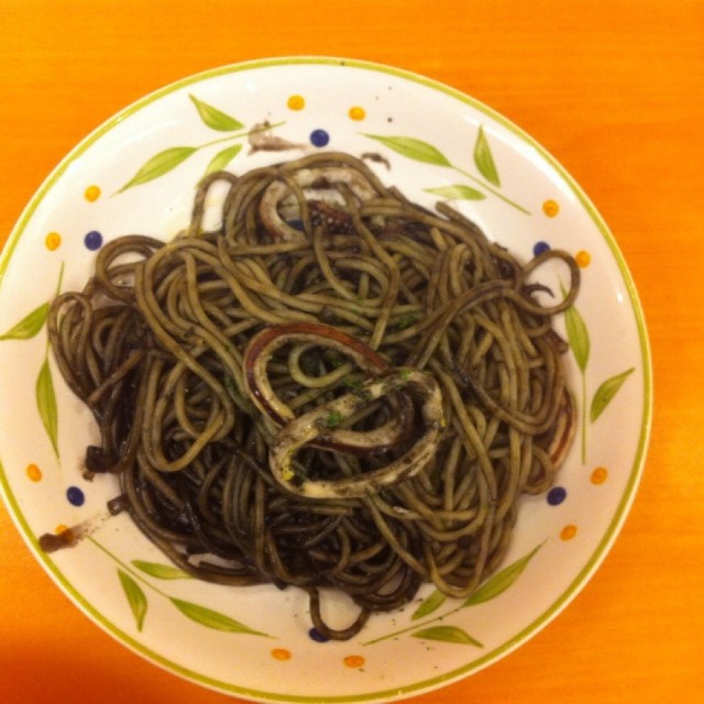 墨魚份量好少，整體唔太差。